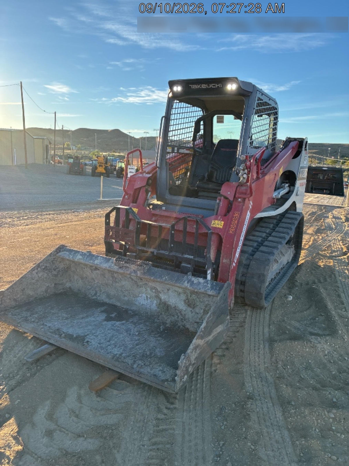2022 TAKEUCHI TL12R2-R