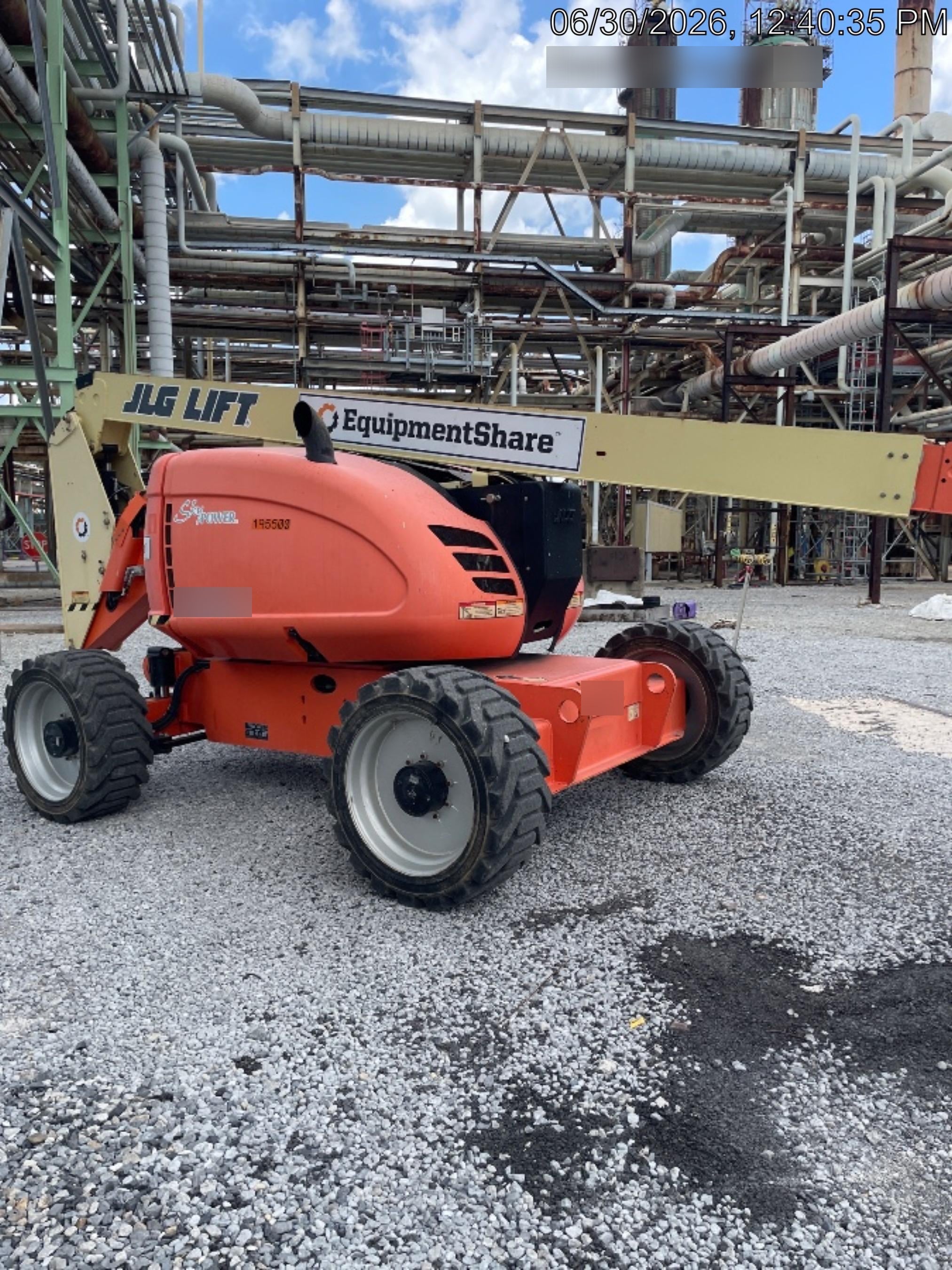 2021 JLG 600AJ