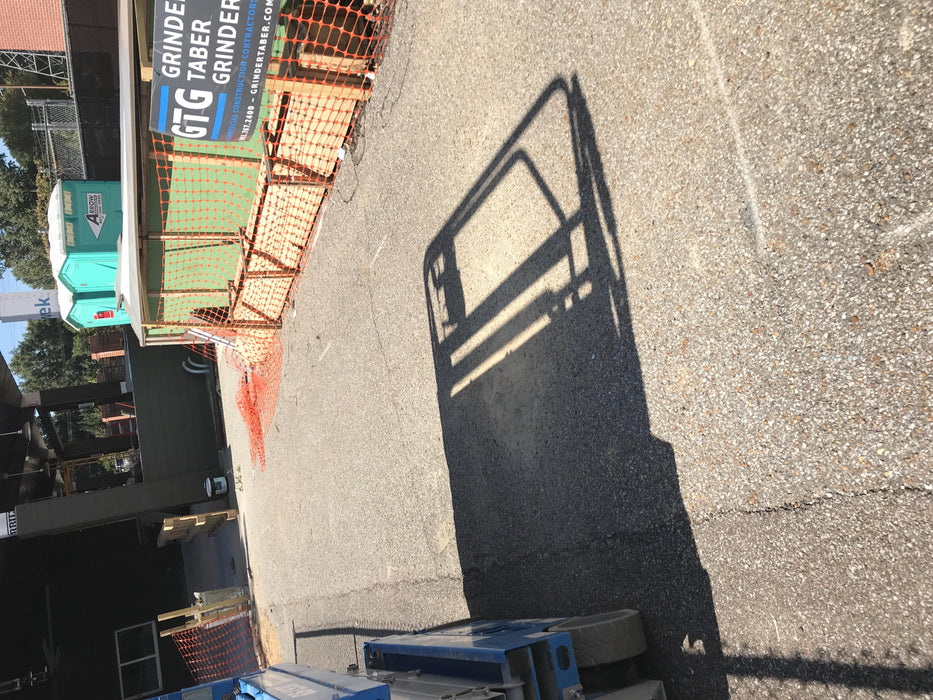 2020 Genie GS-1930 Solid Non Marking Tires, Beacon, Folding rails with half height swing gate