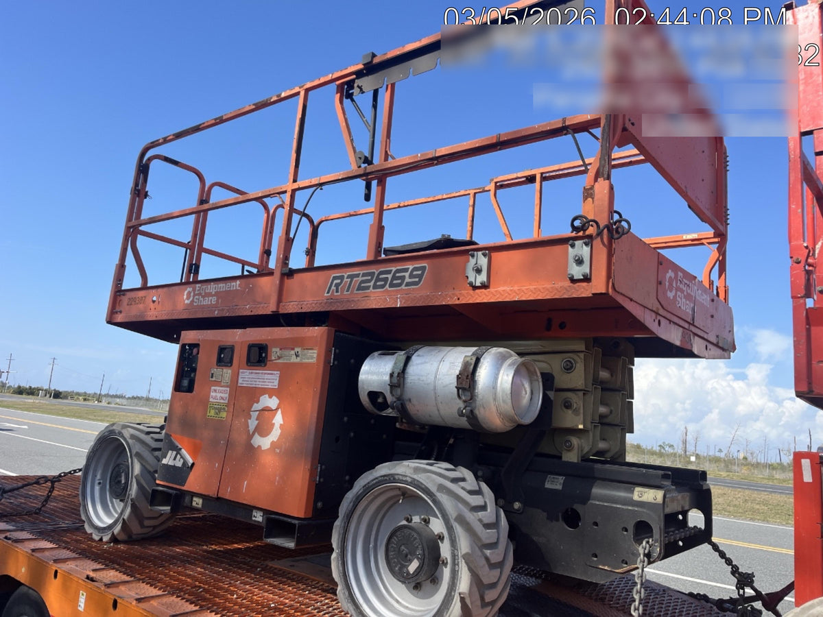 2022 JLG RT2669