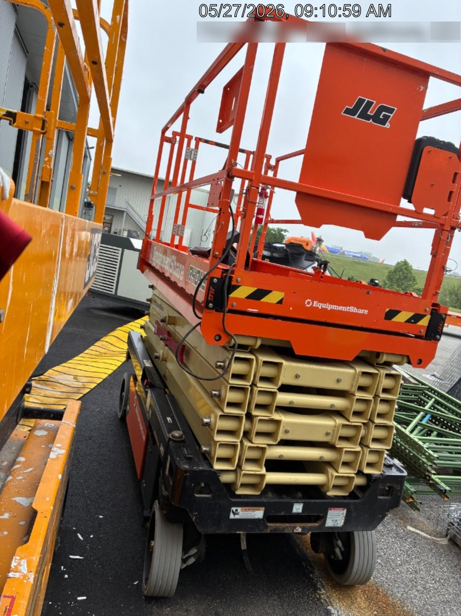 2022 JLG R4045