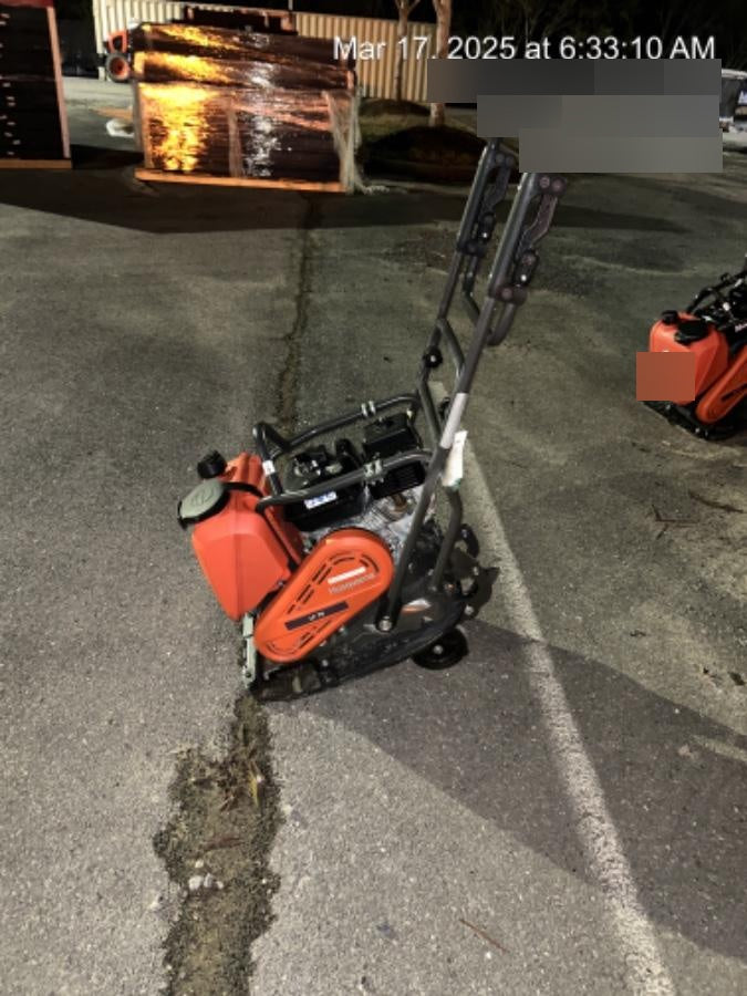 2025 HUSQVARNA LF75