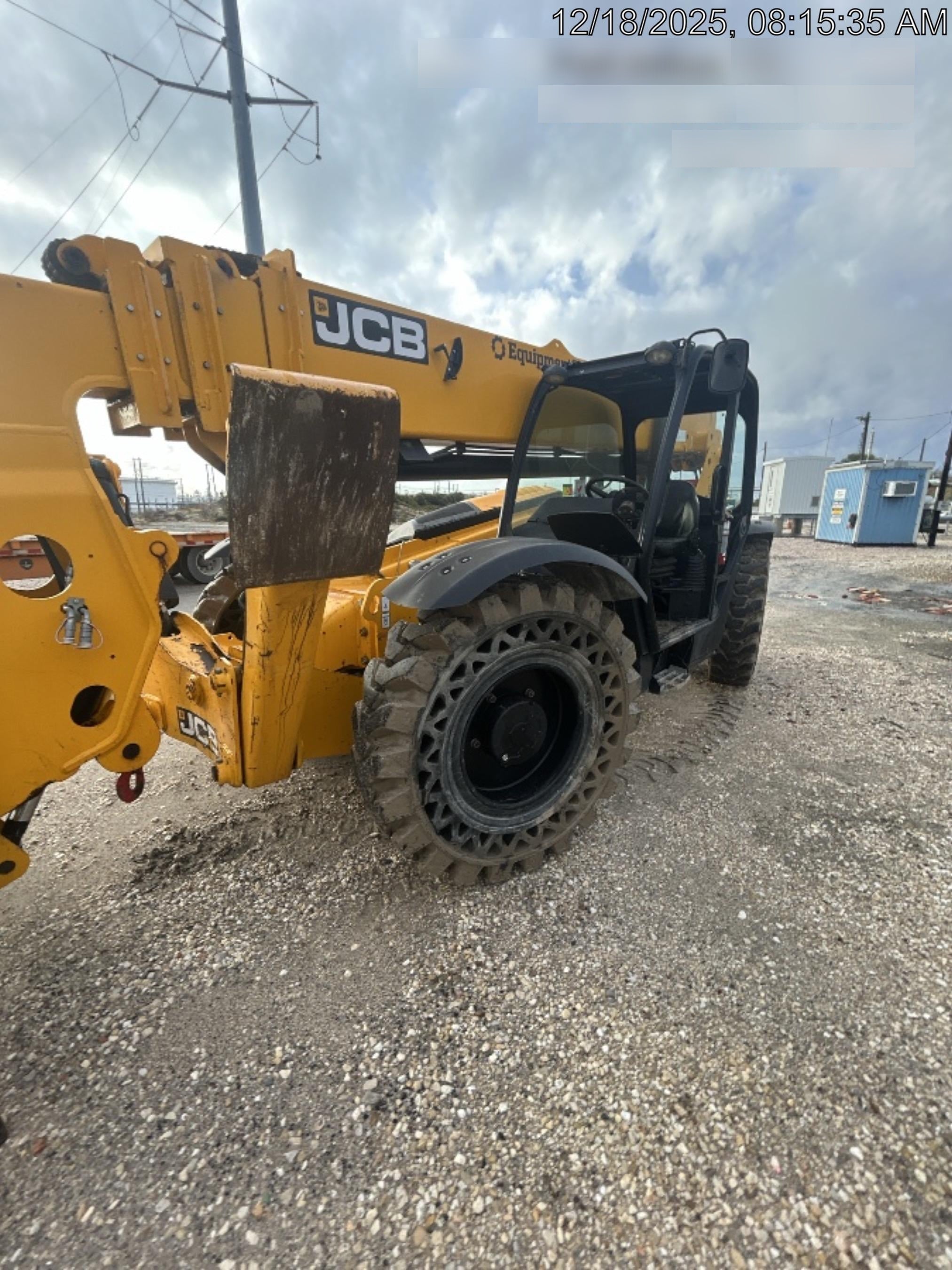 2023 JCB 510-56