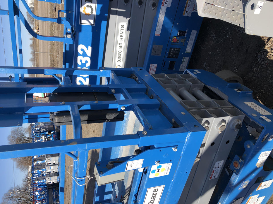 2019 Genie GS-1930 Fixed rails with chain Entry