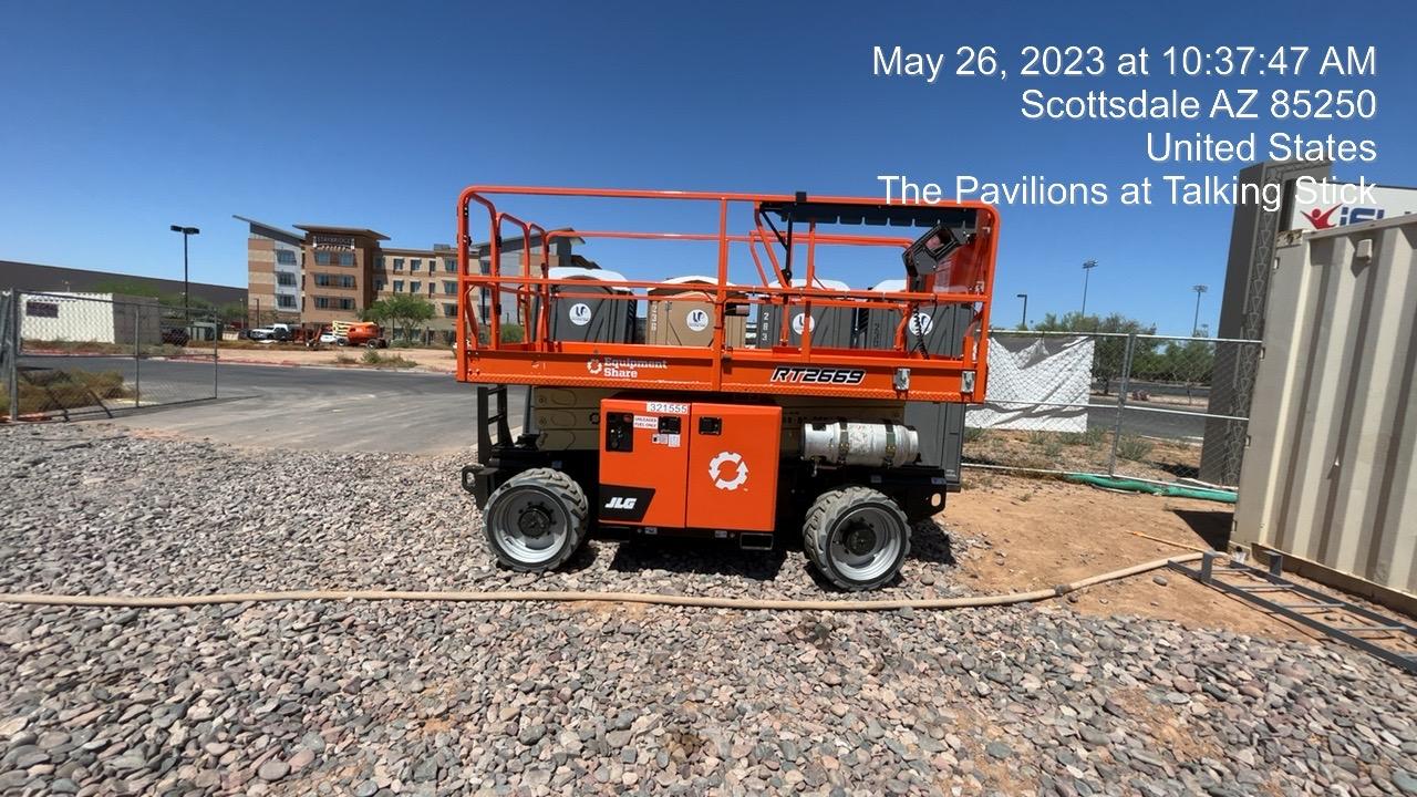 2023 JLG RT2669