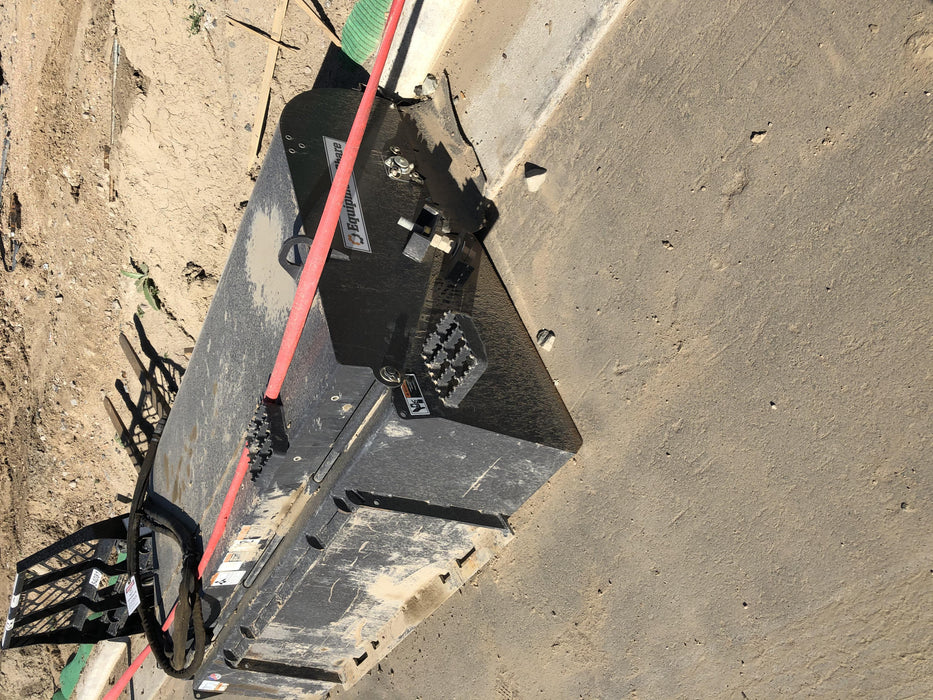 2019 PALADIN Sweepster SB72