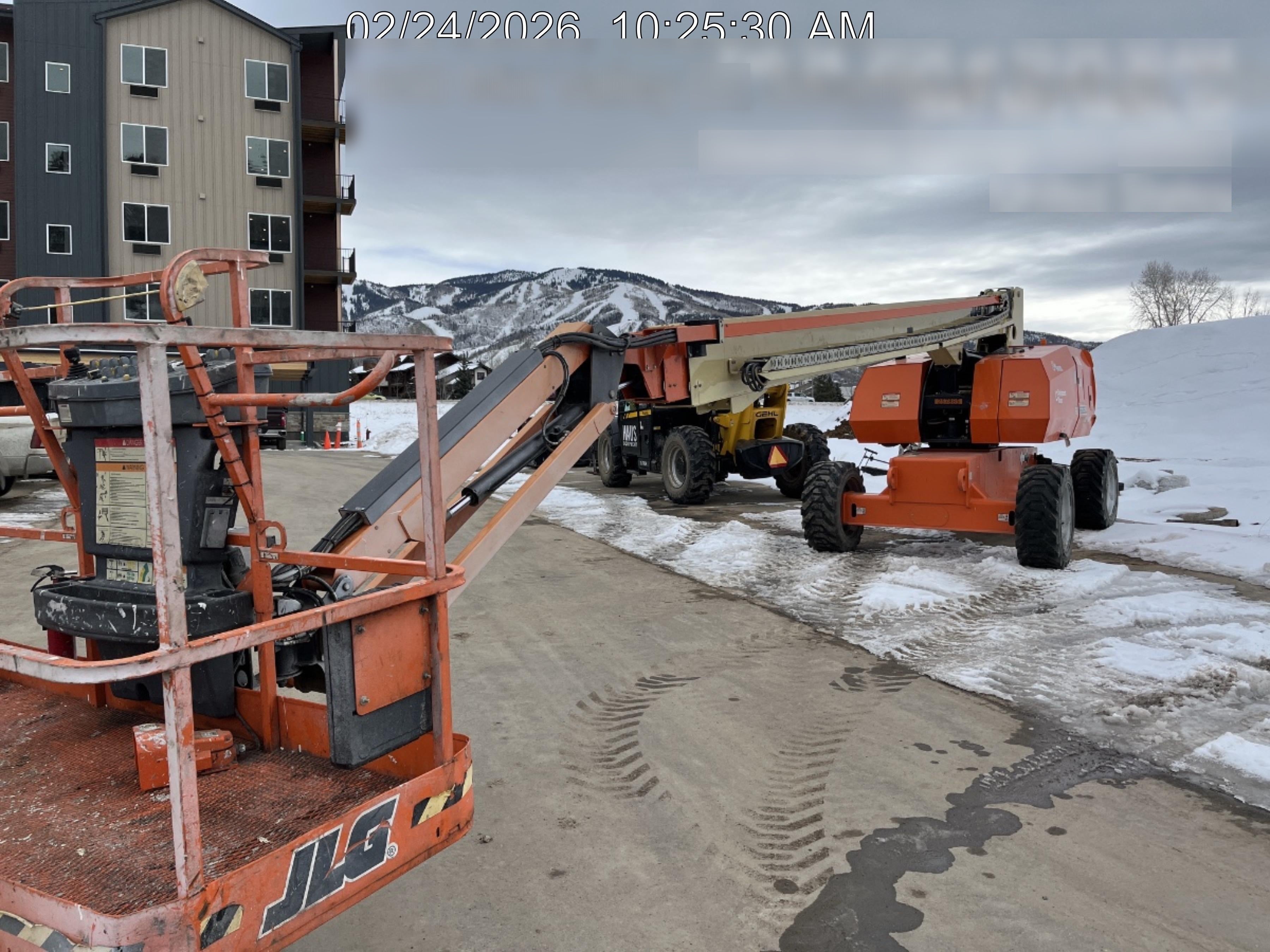 2022 JLG 860SJ