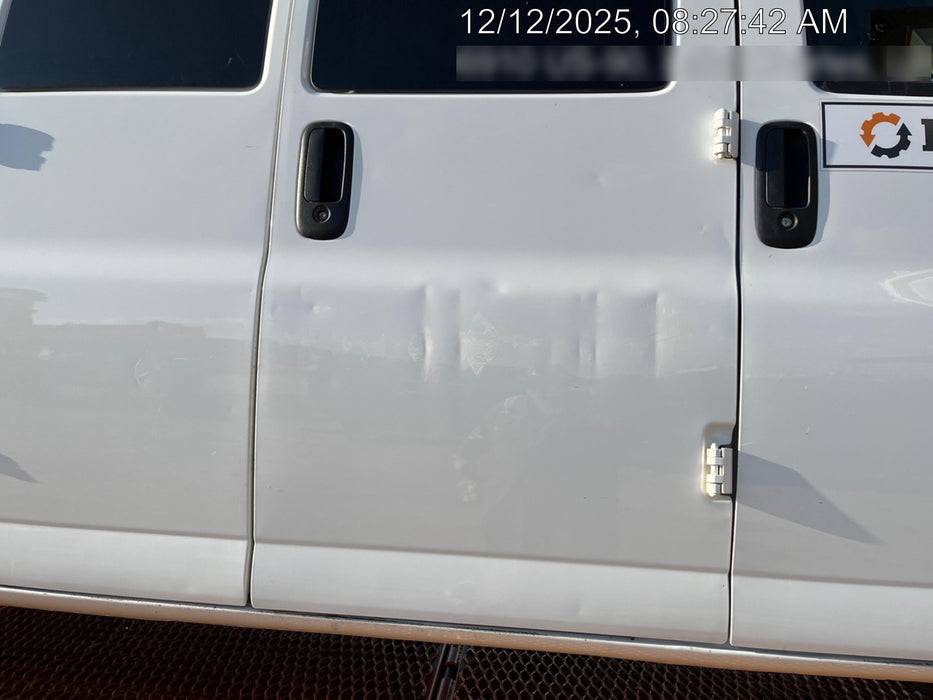 2023 CHEVROLET Express Van - Rental