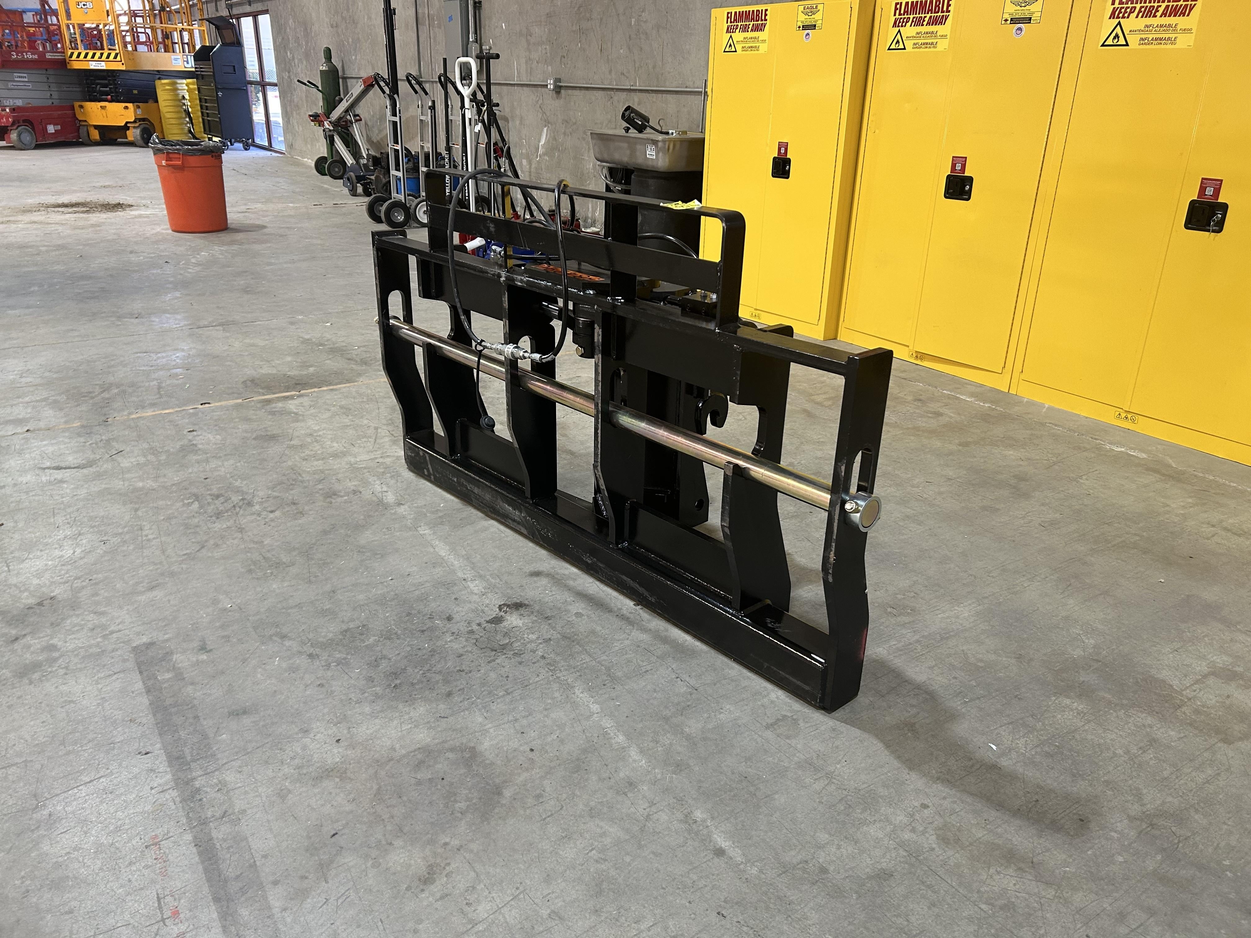2025 JLG 1001095418