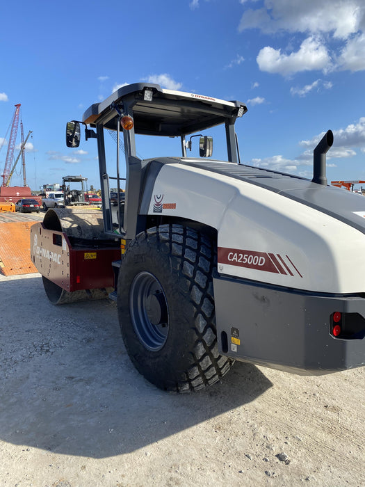 2022 DYNAPAC CA2500D