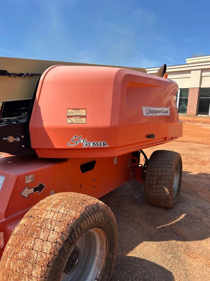 2021 JLG 660SJ