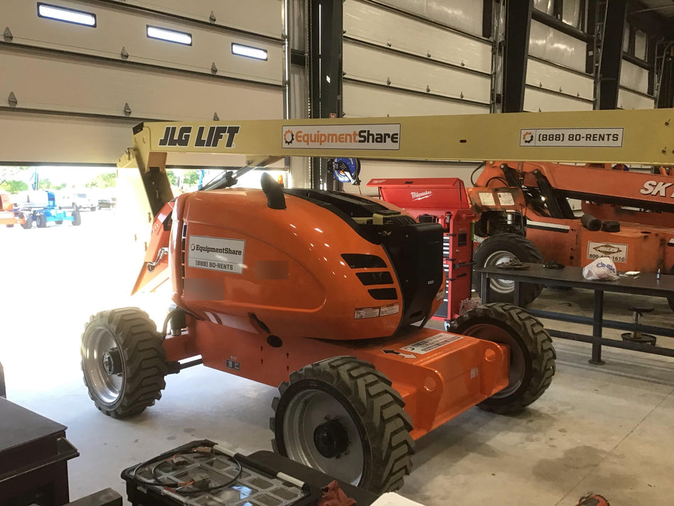 2019 JLG 600AJ