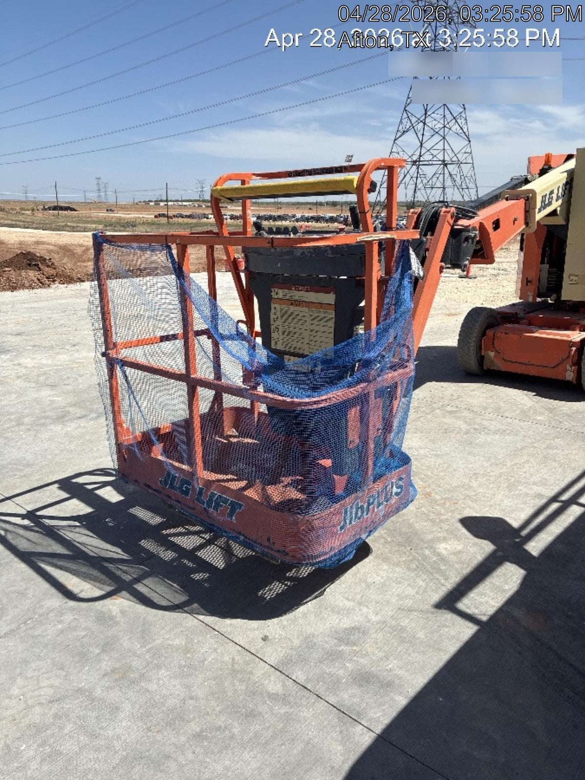2019 JLG E300AJP