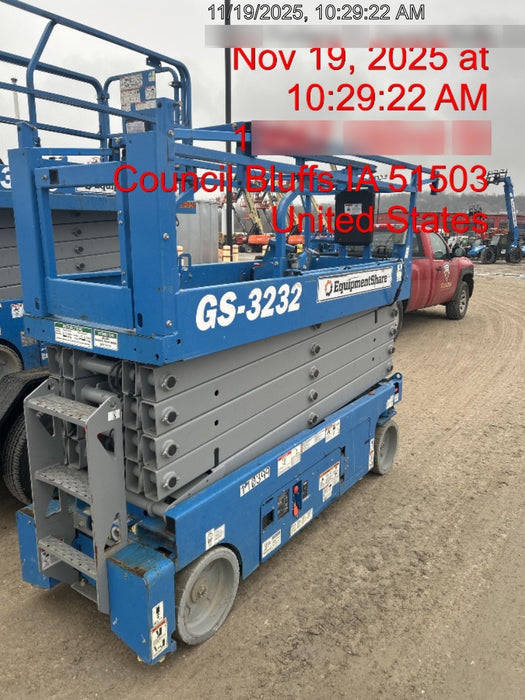 2020 Genie GS-3232 Standard, Folding half height swing gate, 800W Inverter