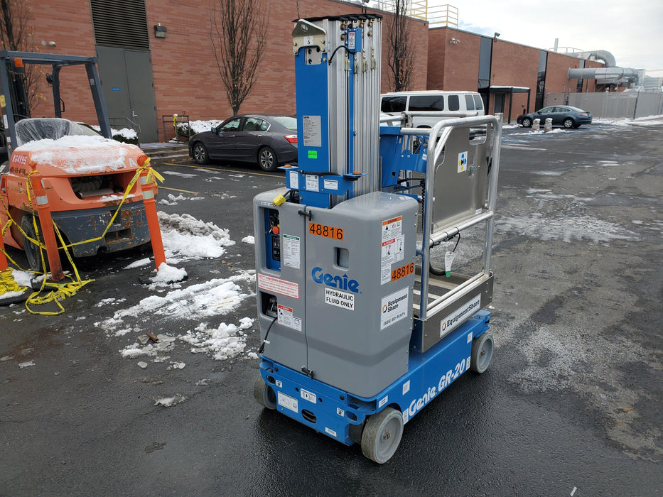 2019 GENIE GR-20