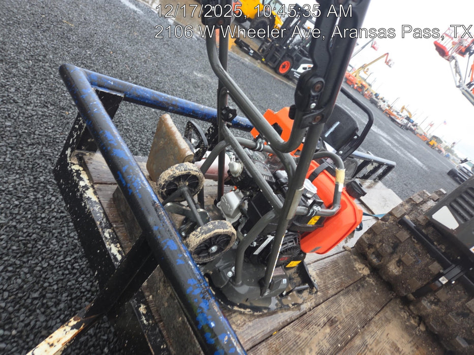 2025 HUSQVARNA LT5005