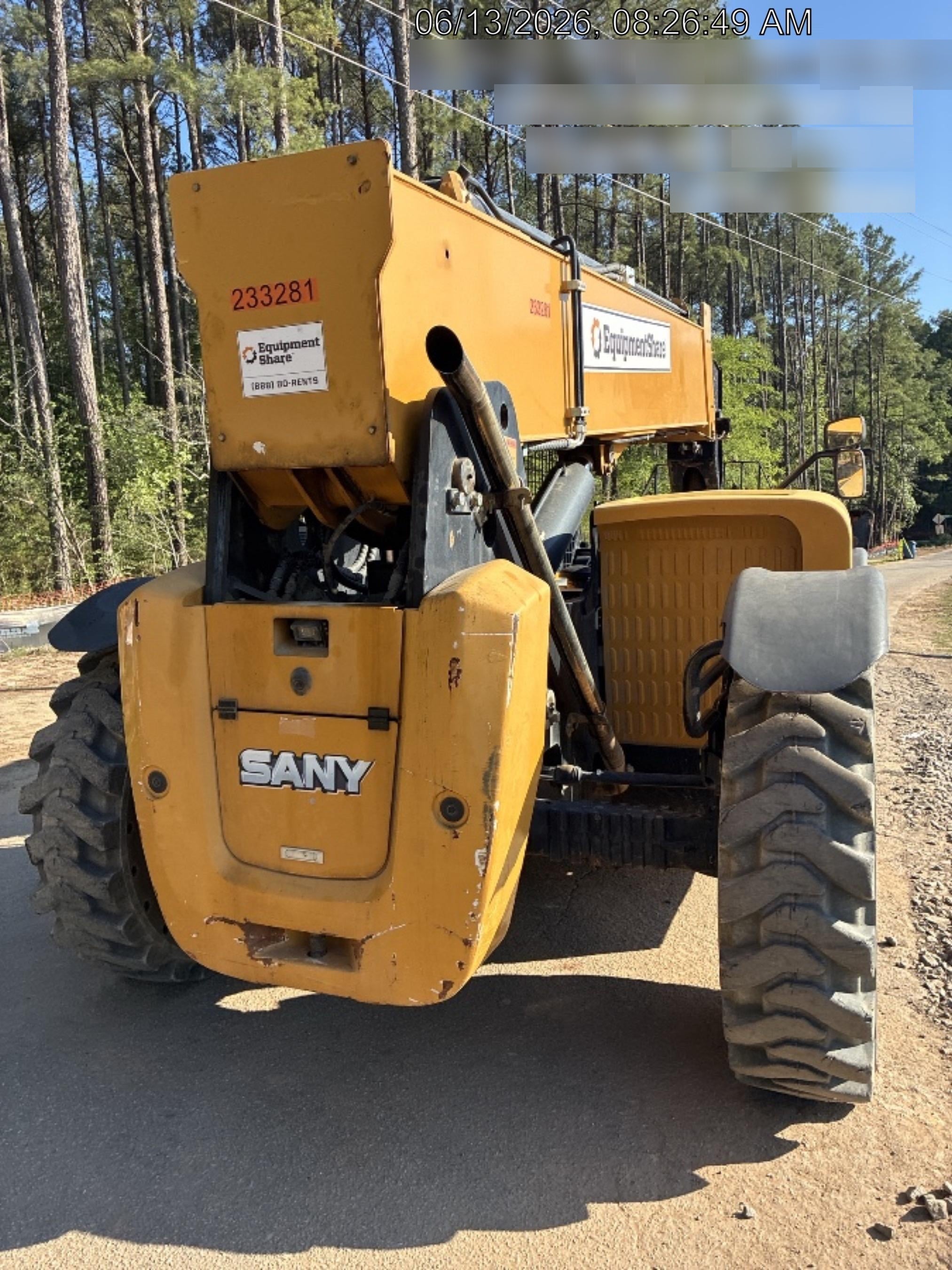 2022 SANY STH1056