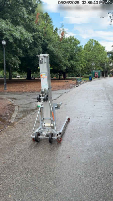 2023 GENIE SLC-24