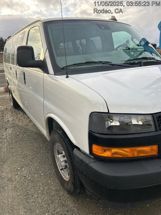 2025 CHEVROLET Express Van - Rental