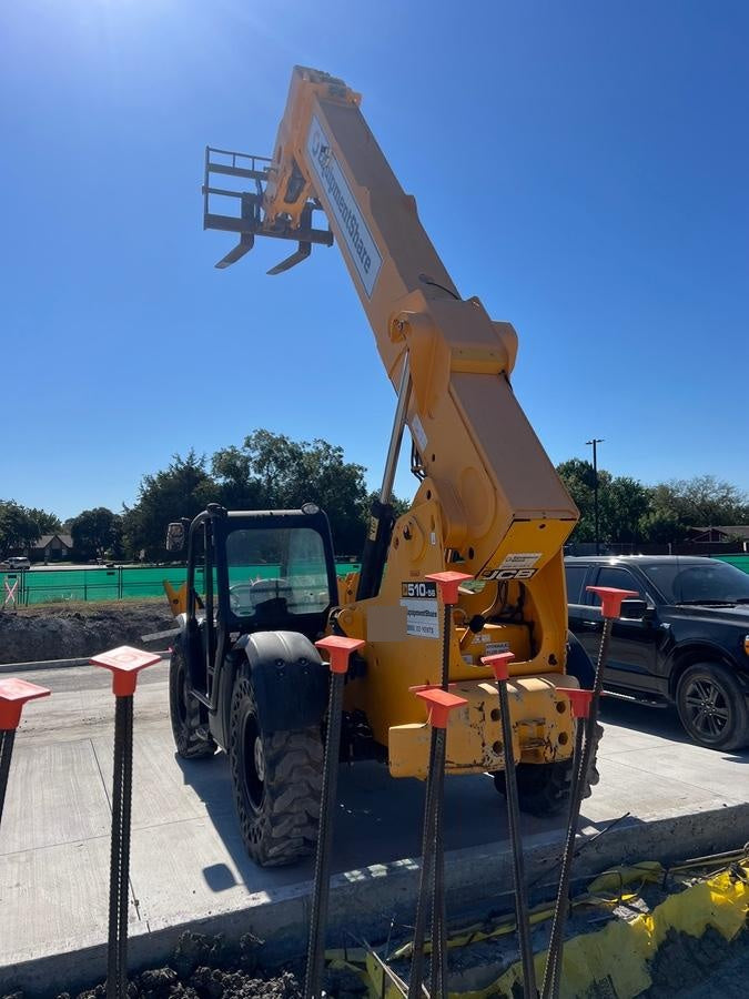 2019 JCB 510-56 Open ROPS, 74 HP, Solid Tires, Worklights, Beacon, Aux Hydraulics, Lifting Eye 66" Carriage/60" Forks