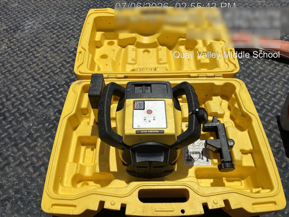 2020 LEICA Rugby 610