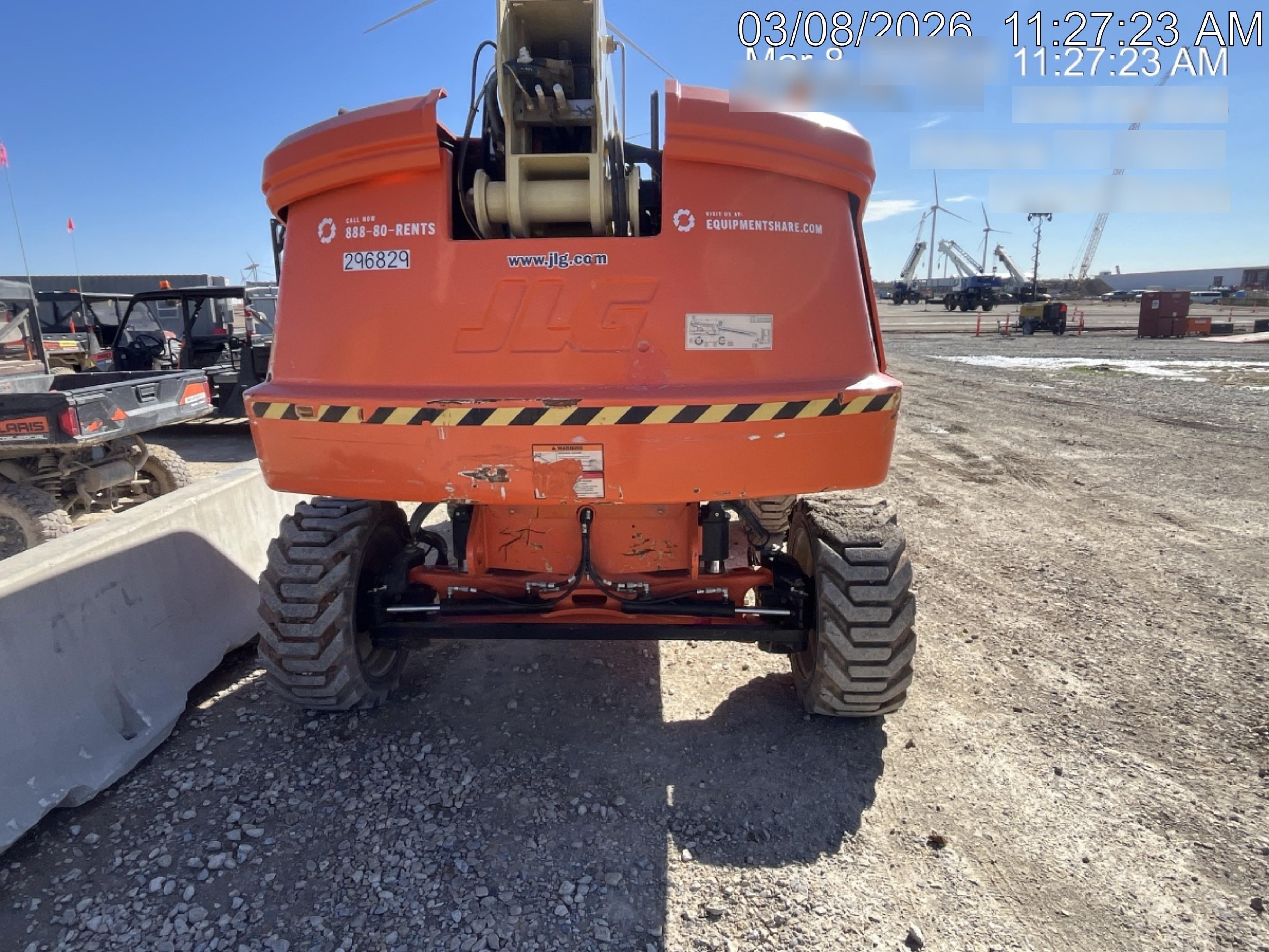 2023 JLG 660SJ