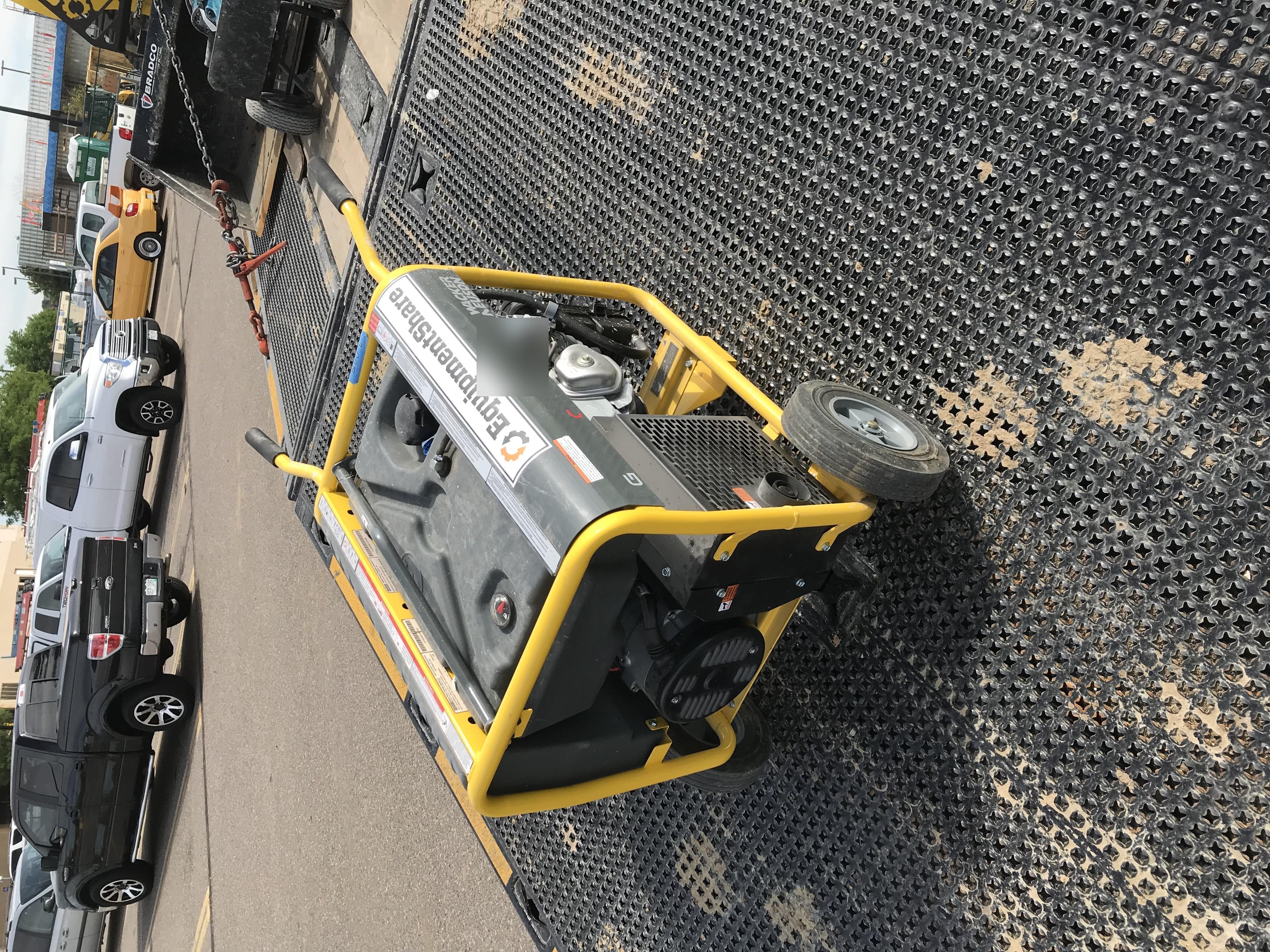 2018 MAKITA HM1812X3