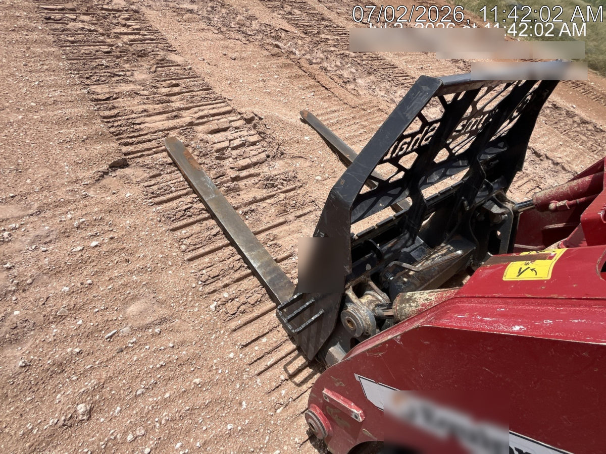 2021 PALADIN 48" Pallet Forks - Paladin