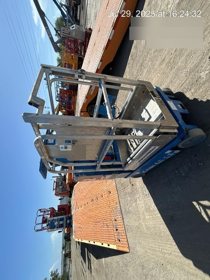 2018 GENIE GR-15