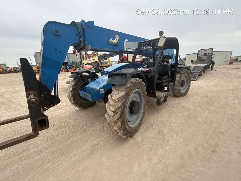 2018 Genie GTH-844 Genie GTH-844D w/Open ROPS, FF Tires, Work Light/Beacon, 60" Carriage and Forks