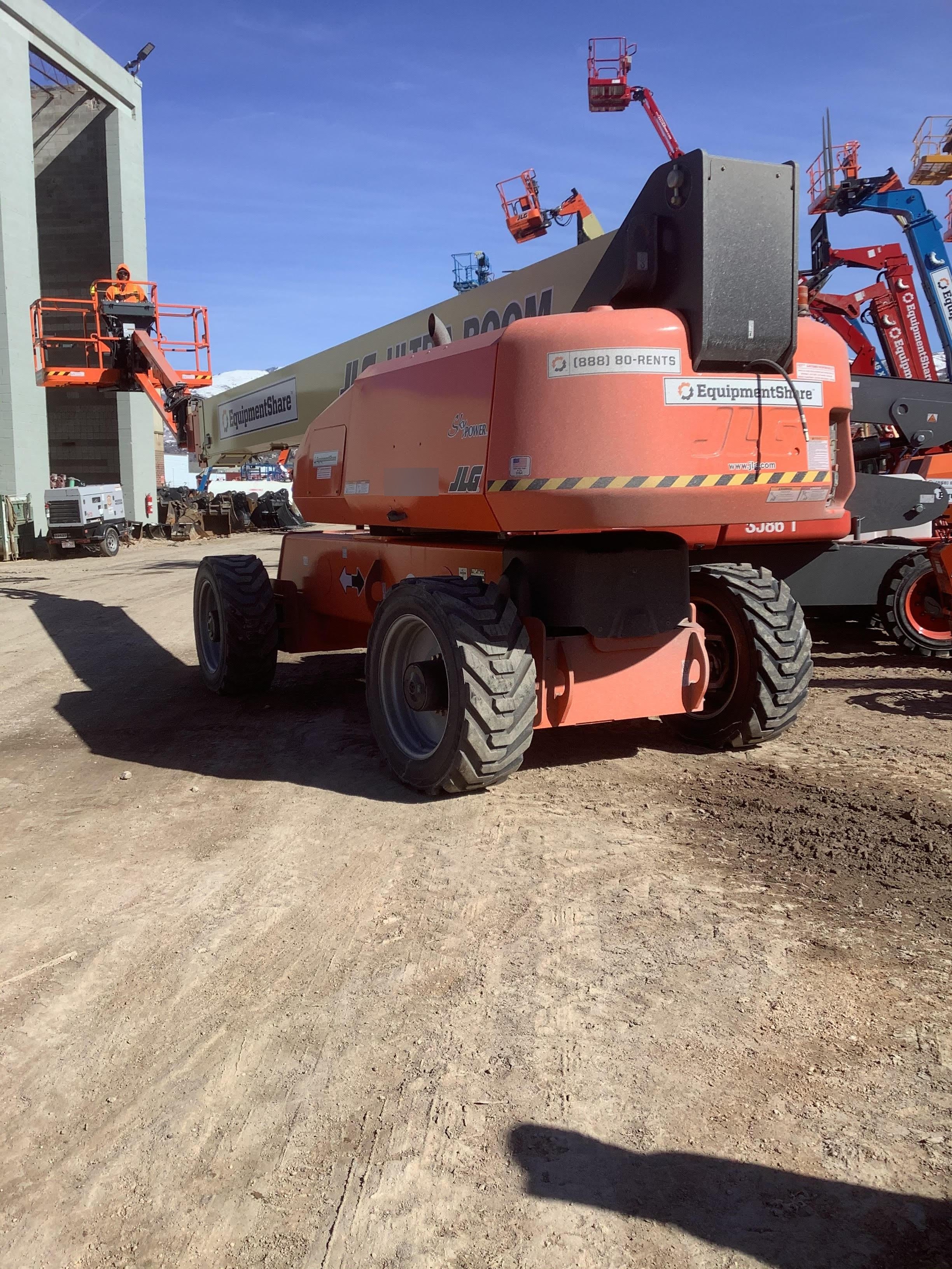 2021 JLG 1200SJP