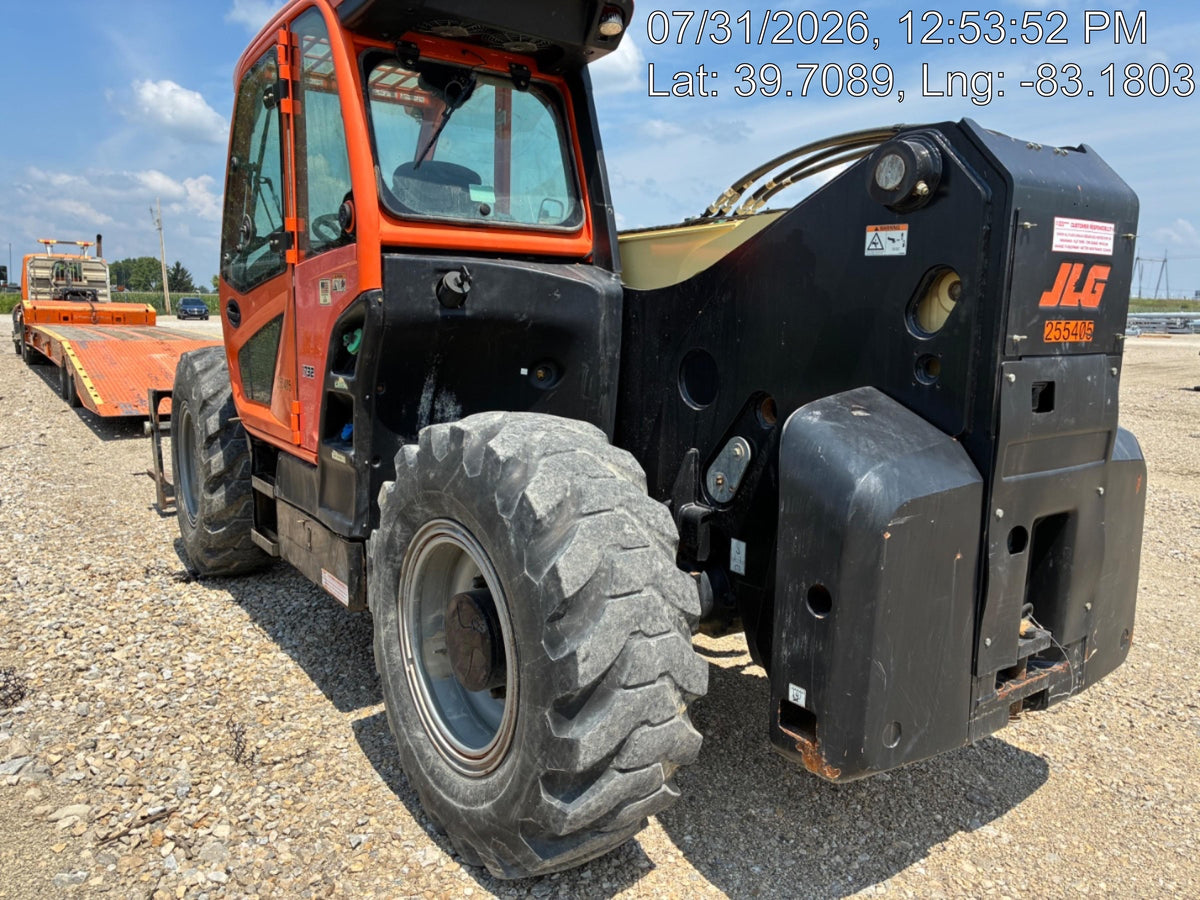 2022 JLG 1732