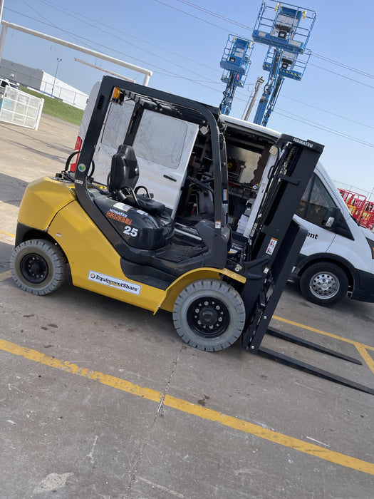 2022 KOMATSU FG25T-16