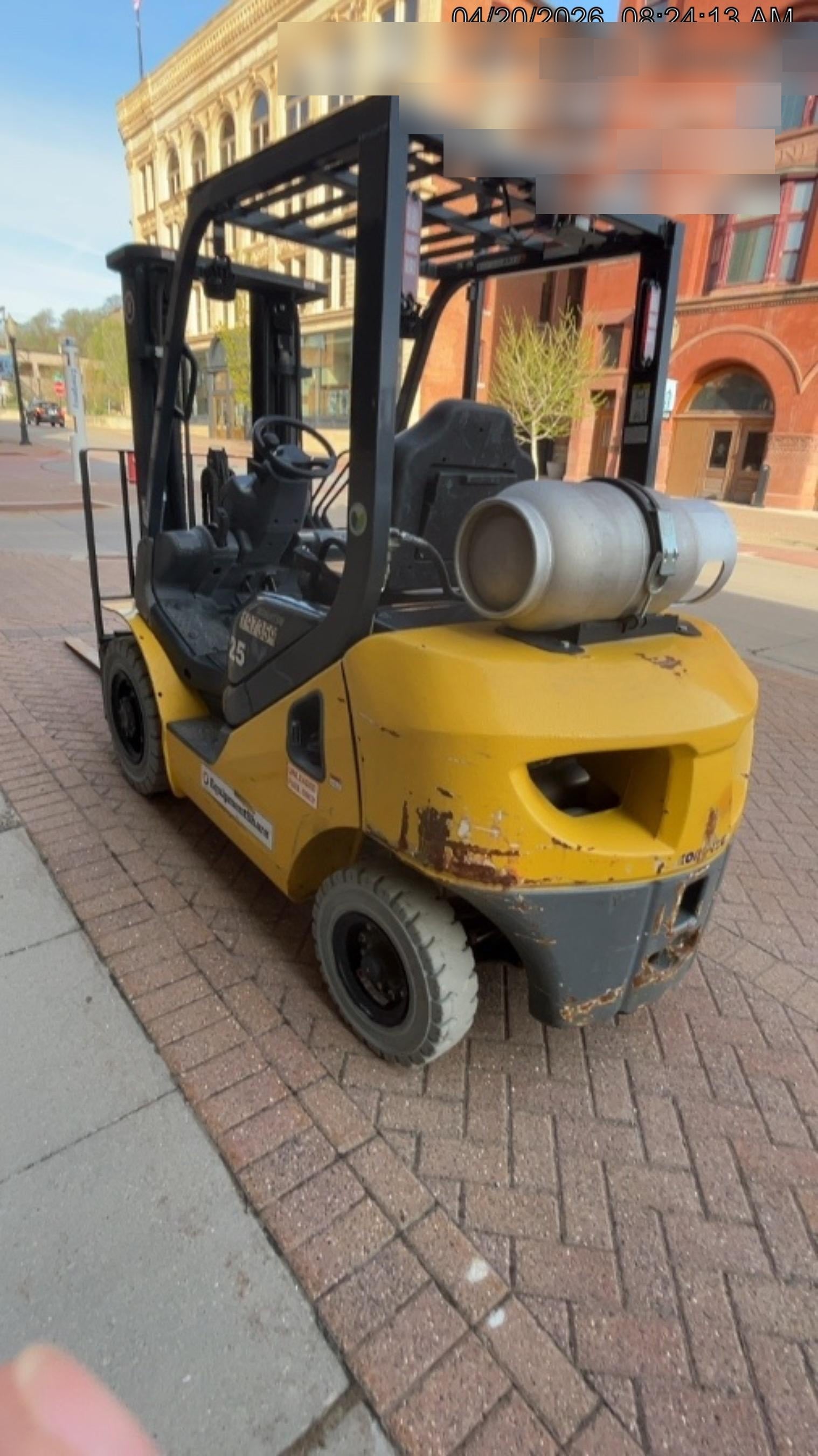 2021 KOMATSU FG25T-16