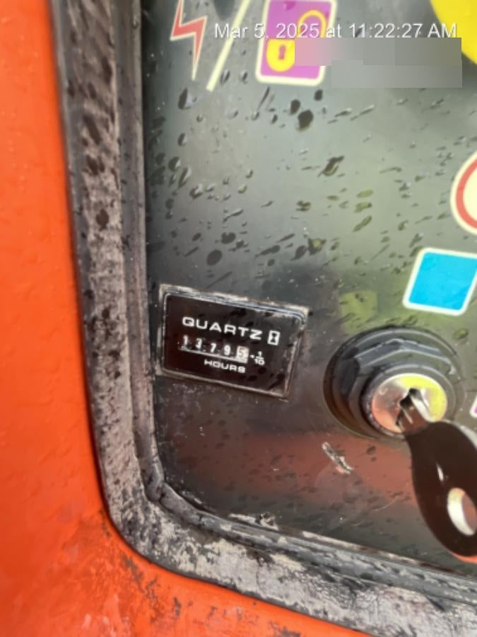 2019 JLG 600AJ
