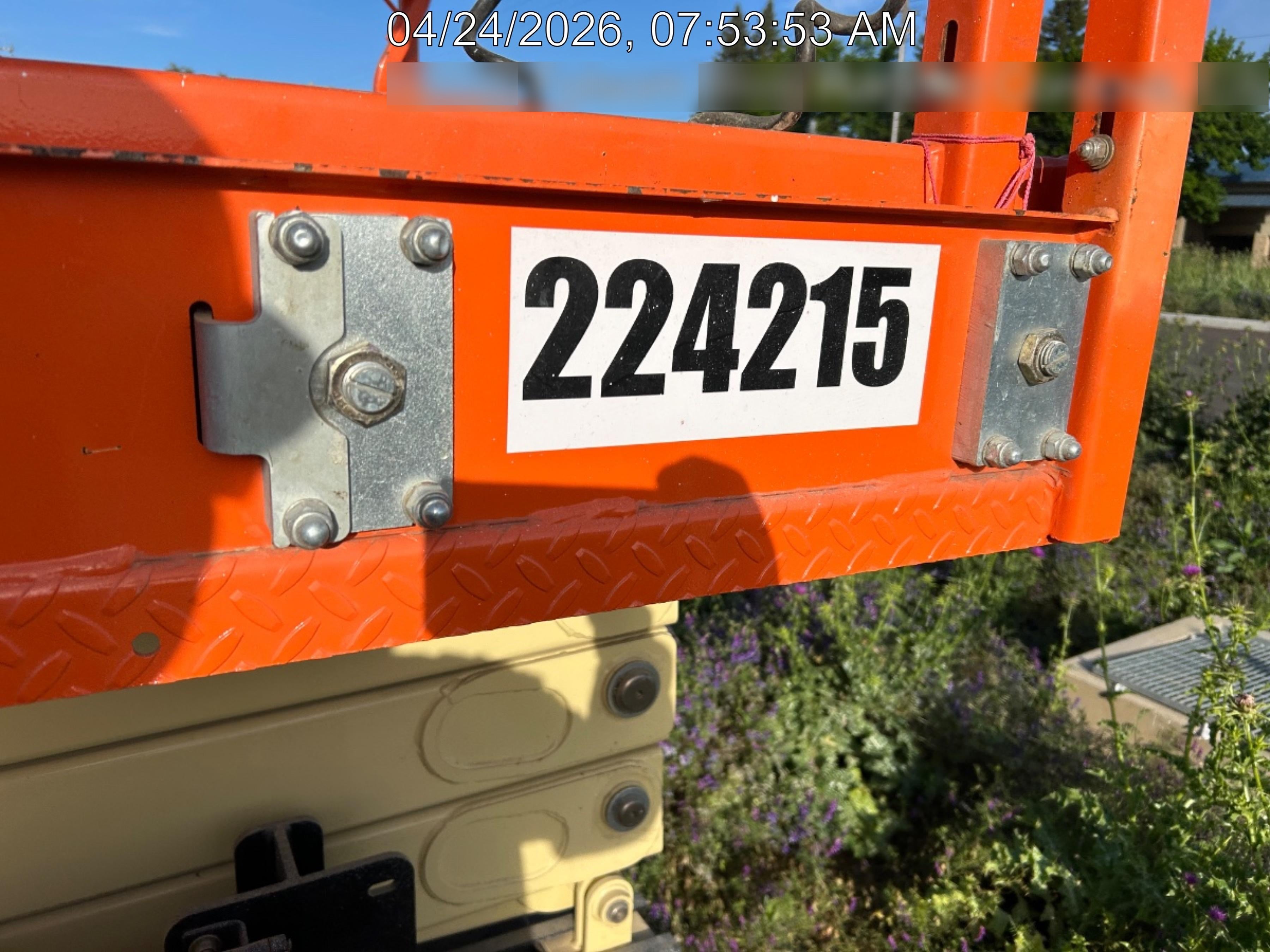 2022 JLG RT4069