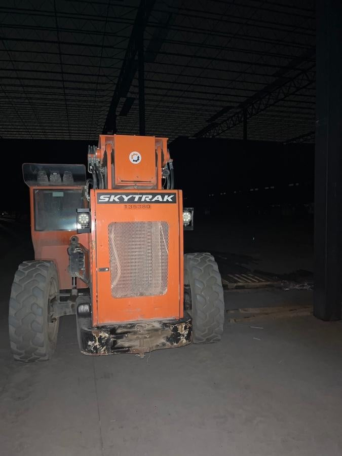 2021 SKYTRAK 10054