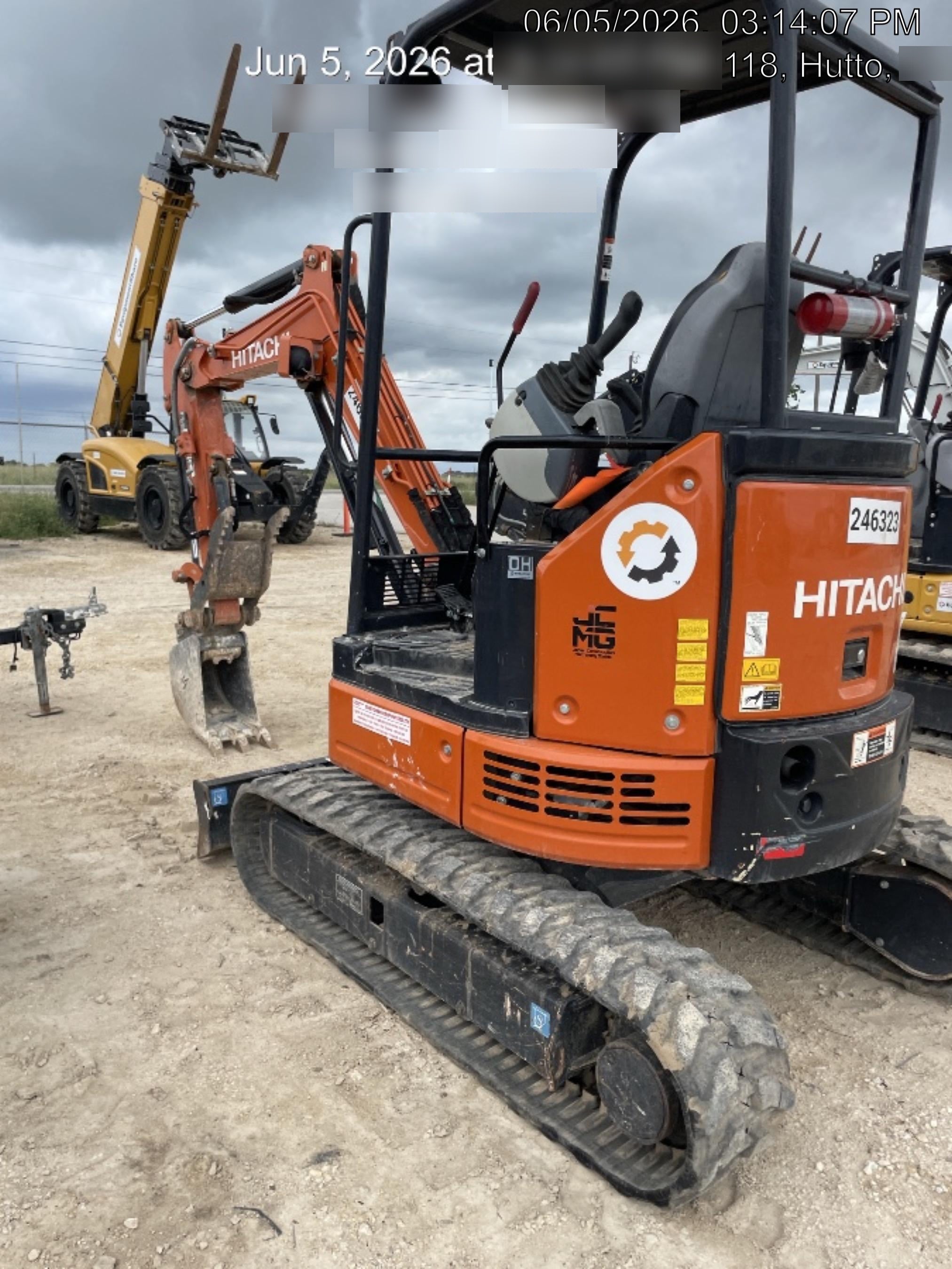 2022 HITACHI ZX26U-5N