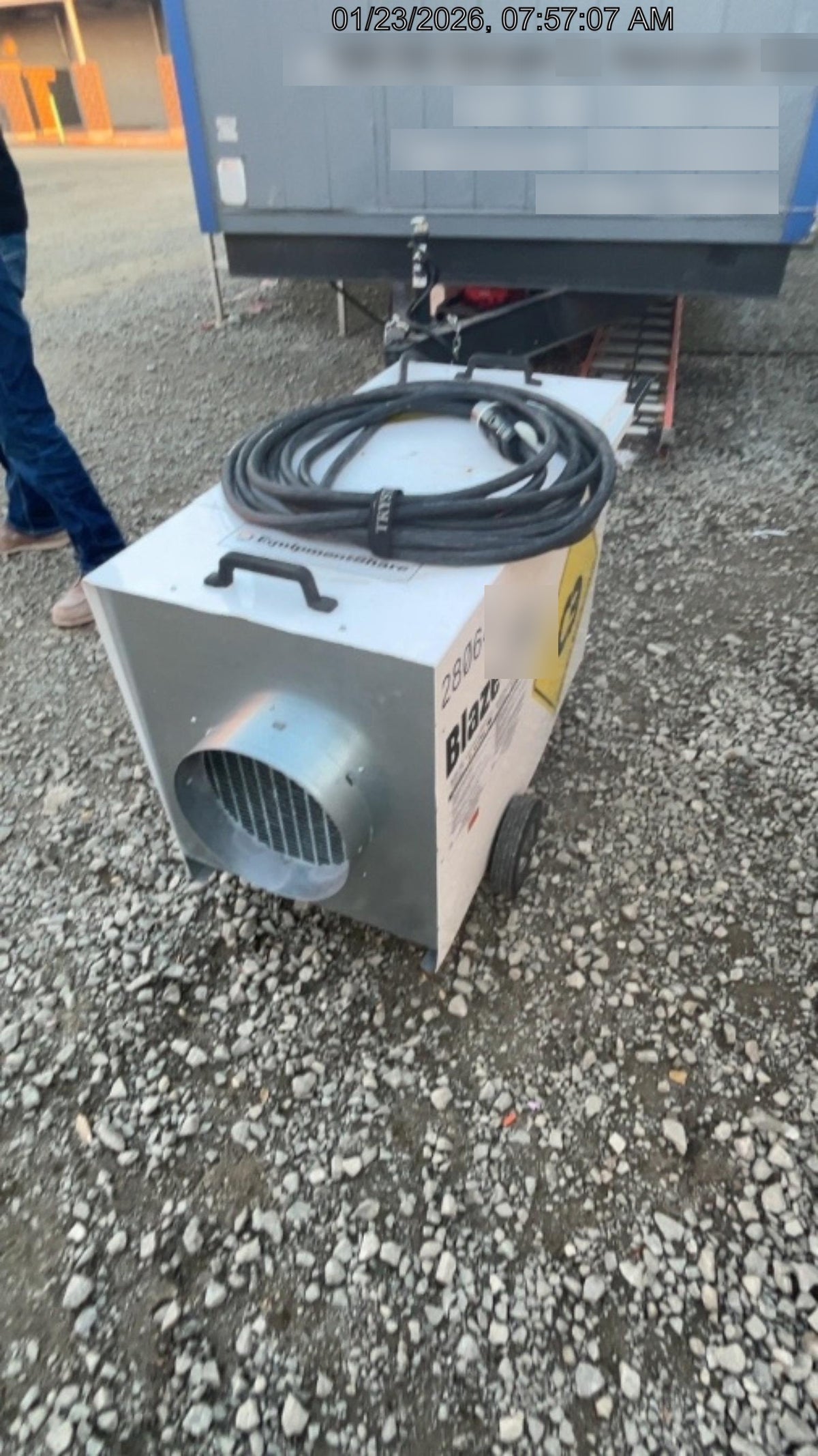 2022 CAMPO EB30E