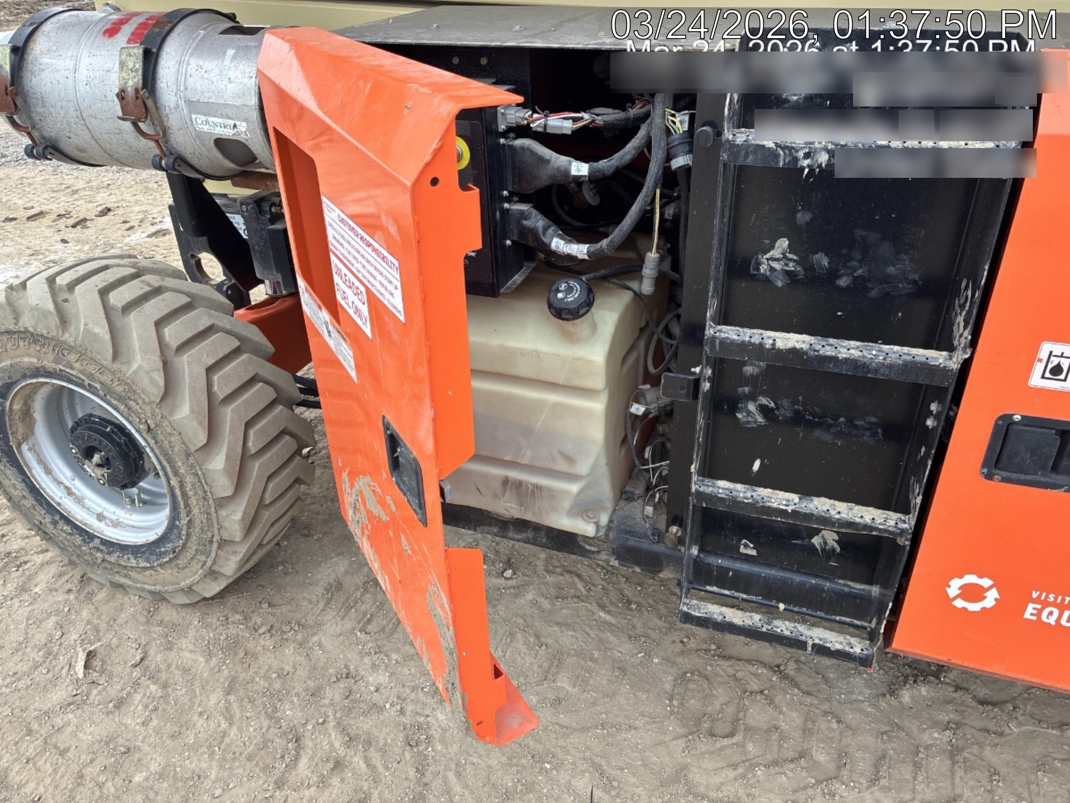 2023 JLG RT4394