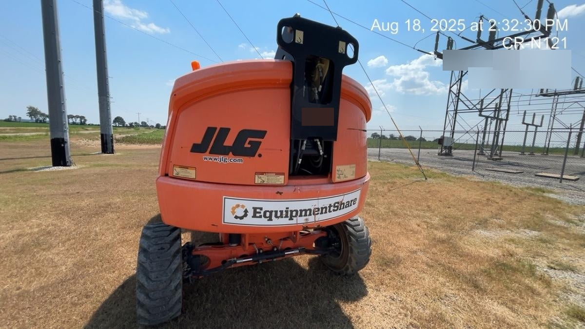2019 JLG 460SJ