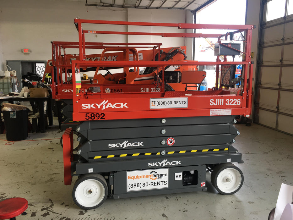 2017 Skyjack SJIII-3226 Skyjack SJ3226, Trojan Battery Set, Extended Warranty 5yr/5k hr