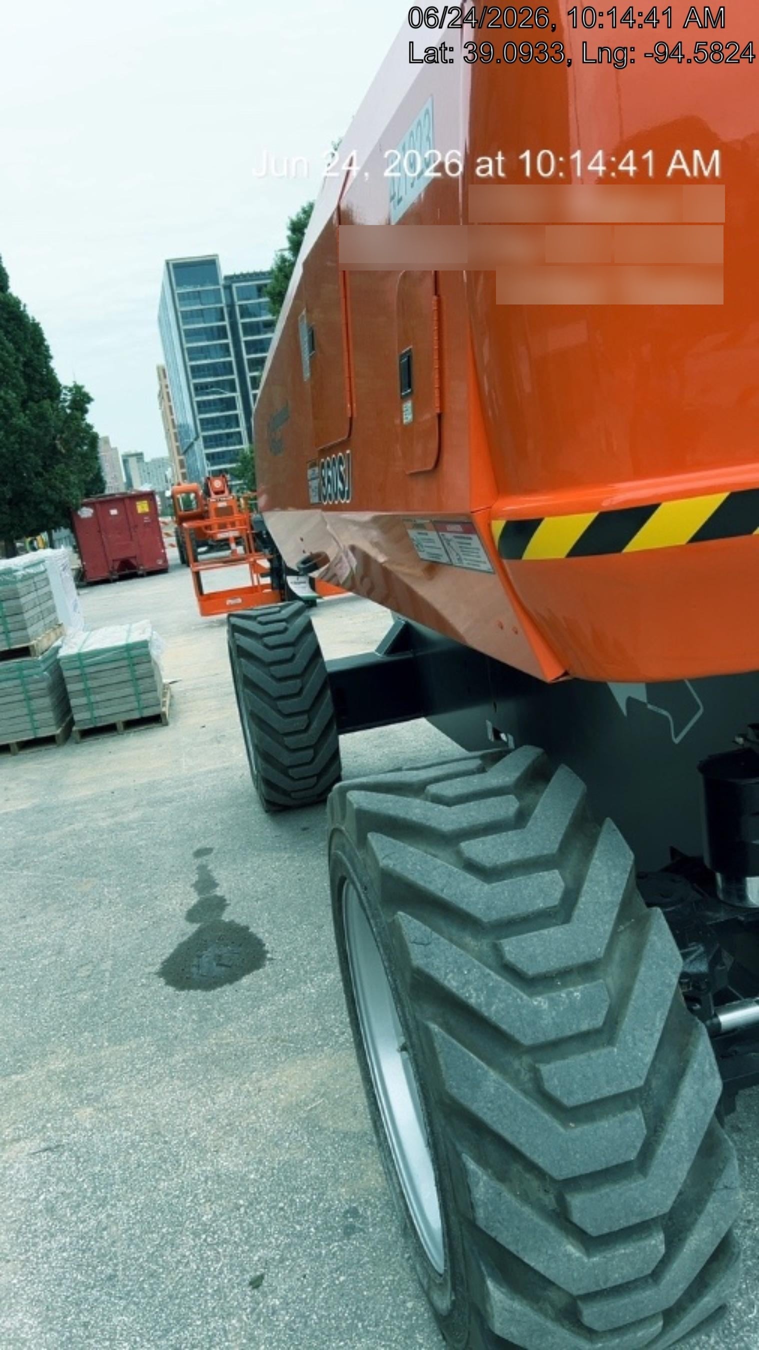 2024 JLG 860SJ