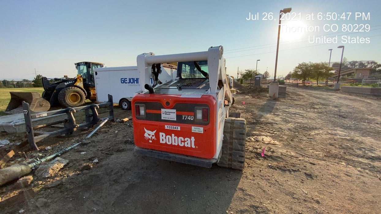 2021 BOBCAT T740