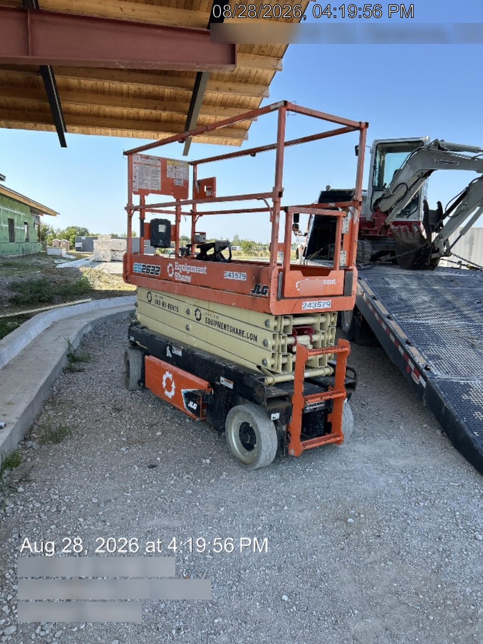 2022 JLG ES2632