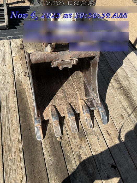 2021 TAKEUCHI TB235-2R