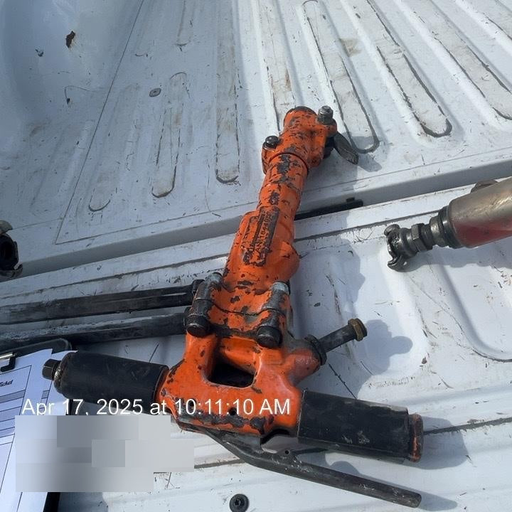 2021 MICHIGAN PNEUMATIC MP-30-1