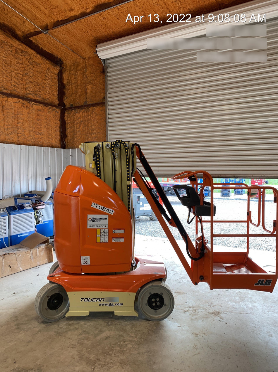 2022 JLG 26E