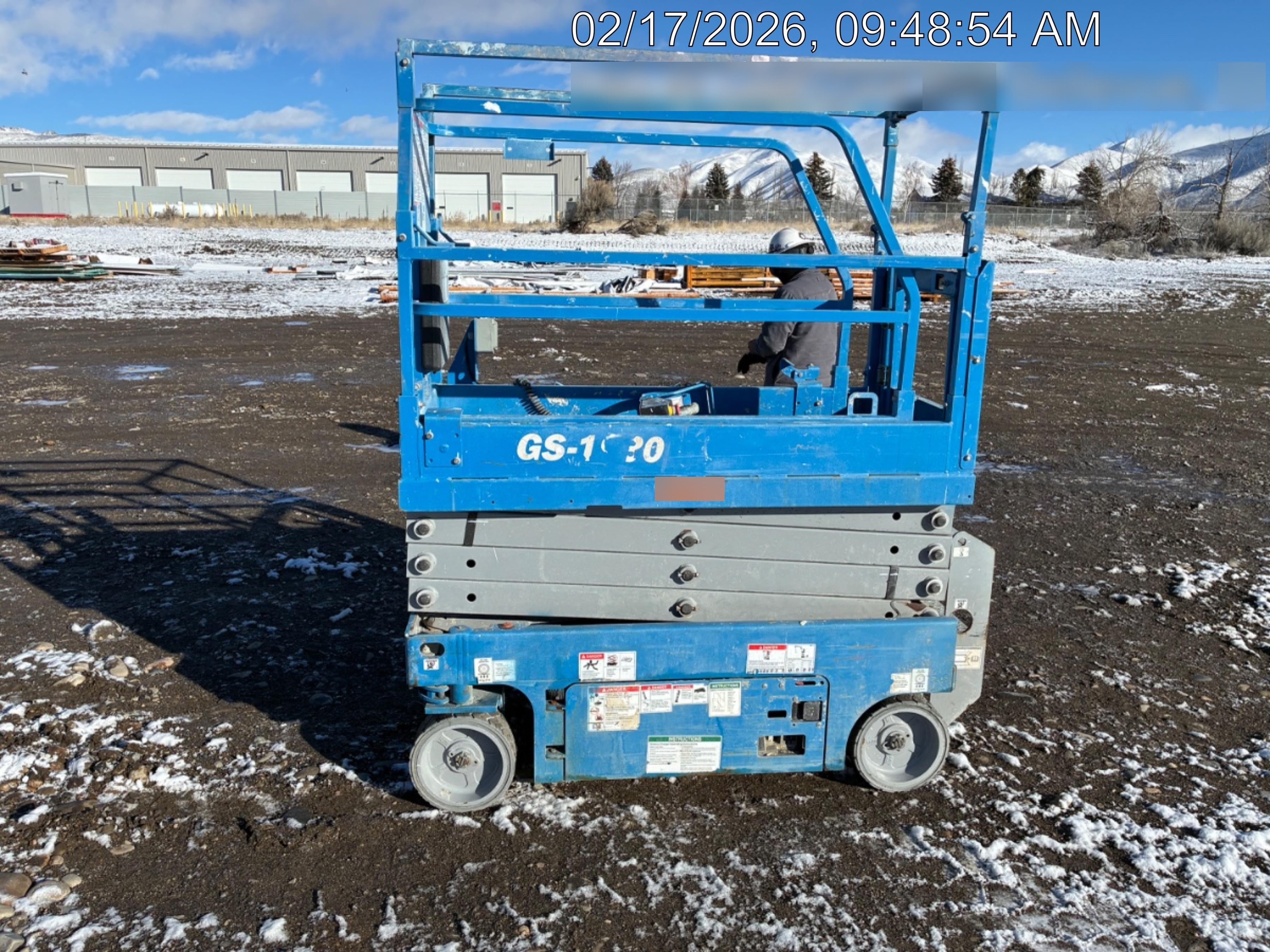 2020 Genie GS-1930 Solid Non Marking Tires, Beacon, Folding rails with half height swing gate