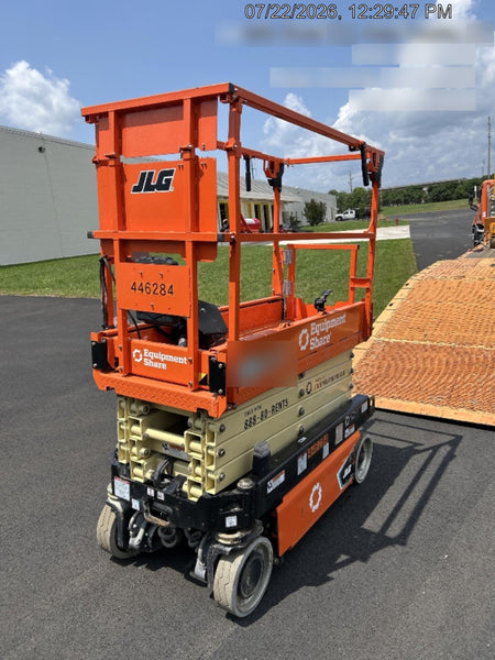 2024 JLG ES1932